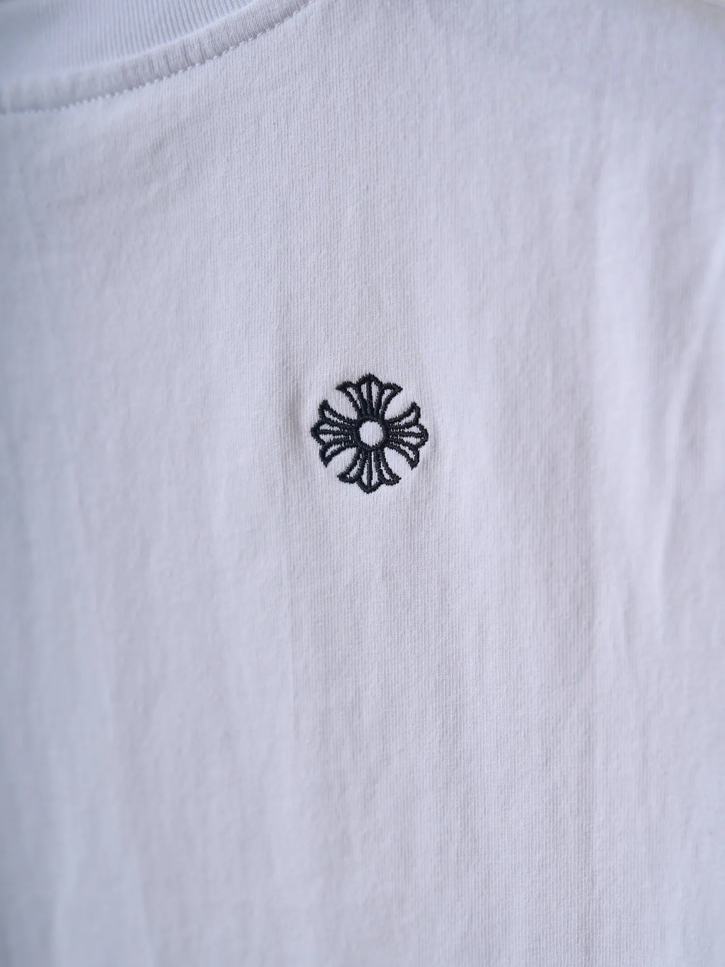 【 】Chrome Hearts/ （ ） 【In Stock】S M L ， ，Breathable 。 ， ， 。 ， ， 。 ， ， ， 。 ， 1 ， ， ， 。 2 ， ， ， 、 ， 。